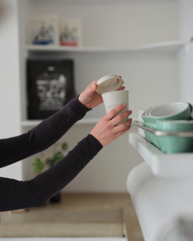 circular returnable cup