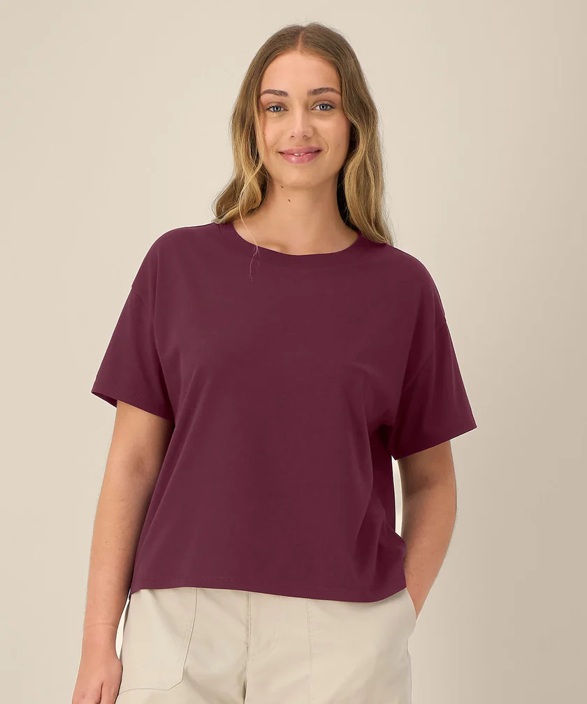Earth wardrobe t-shirt 