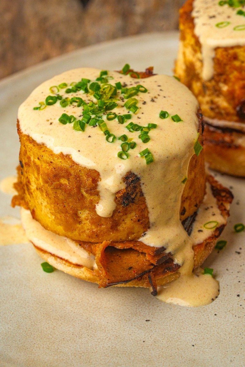 vegan eggs benedict