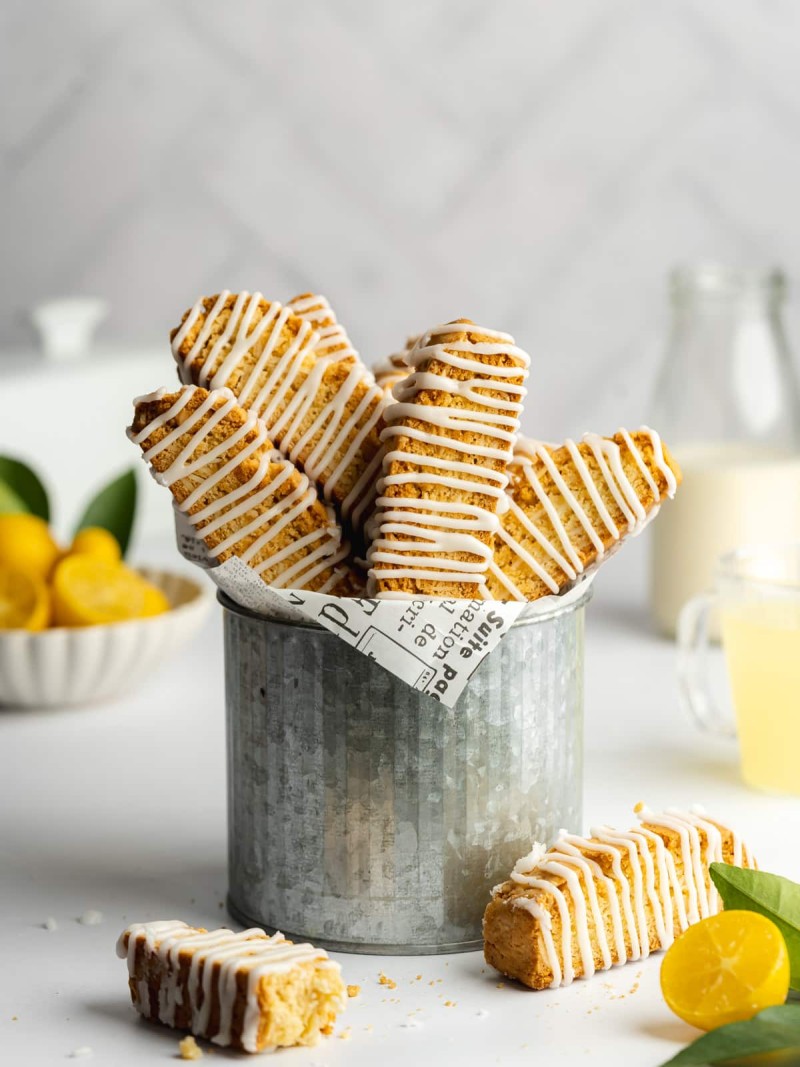 vegan lemon limoncello biscotti